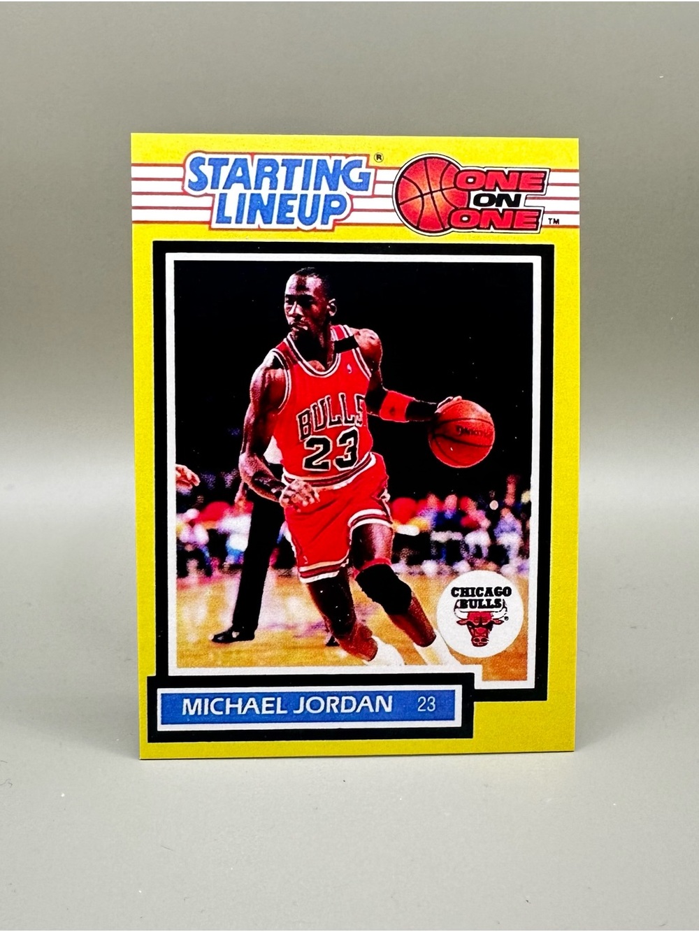 Michael Jordan 1990 Starting Lineup One on One Novelty Basketball Card. Bulls.